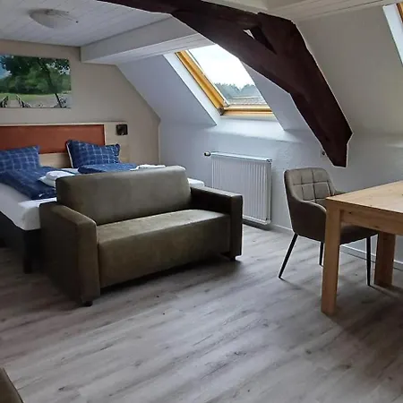 Casa de hóspedes Am Lieserpfad 3*